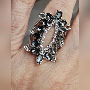 Elegant Gray Statement Ring-Size 7